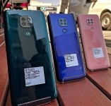 Smartphone Motorola Moto G9 Play 64GB Rosa Quartzo – 4G Octa-Core 4GB RAM 6,5” Câm. Tripla + Selfie 8MP