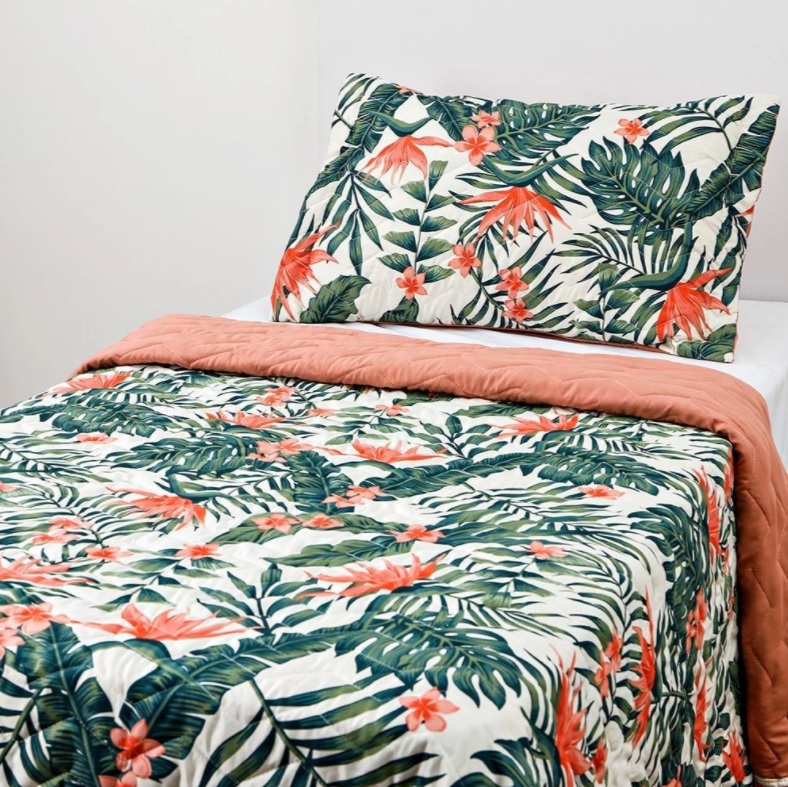 Colcha Boutis Solteiro com Porta Travesseiro 2 Peças Dupla Face Diana Floral Tropical – Basic+