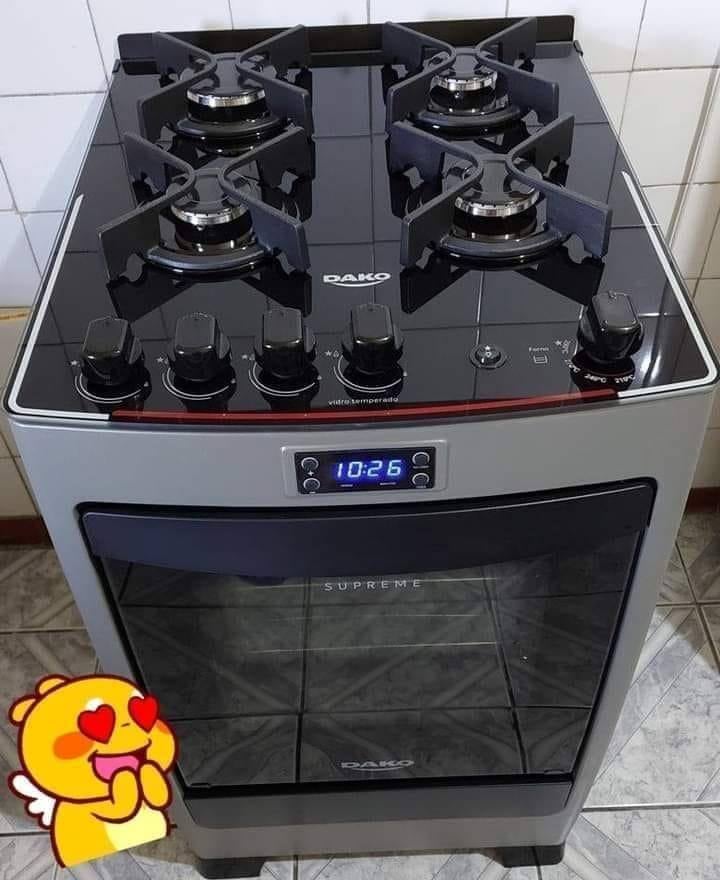 Fogão 4 bocas Dako Supreme Timer Glass Titanium com mesa de vidro Bivolt