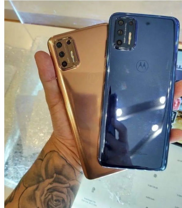 Smartphone Motorola Moto G9 Plus 128GB 4G Tela 6.5″ Câmera Quadrupla 64MP Selfie 16MP Android 10.0