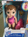 Boneca Baby Alive Bebê Banhos Carinhosos – com Acessórios Hasbro