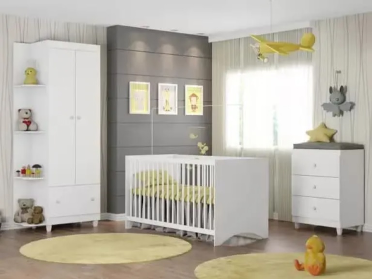 Guarda-Roupa de Bebê 2 Portas – com Cômoda e Berço Móveis Estrela