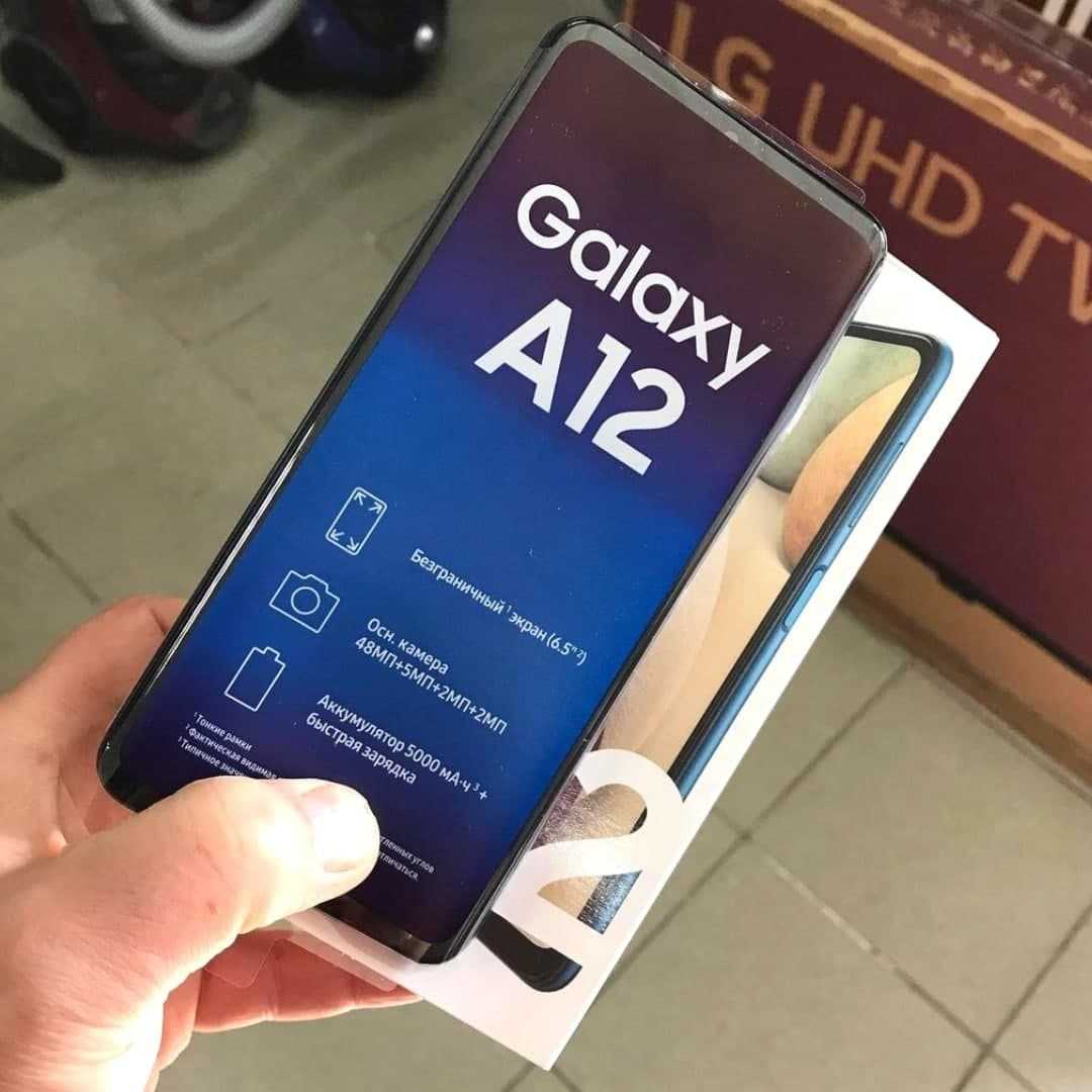 Smartphone Samsung Galaxy A12 64GB 4G Wi-Fi Tela 6.5” Dual Chip 4GB RAM Câmera Quádrupla – Branco
