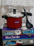 Panela de Pressão Rochedo Antiaderente – 4,5L Vermelha Preferida com Concha
