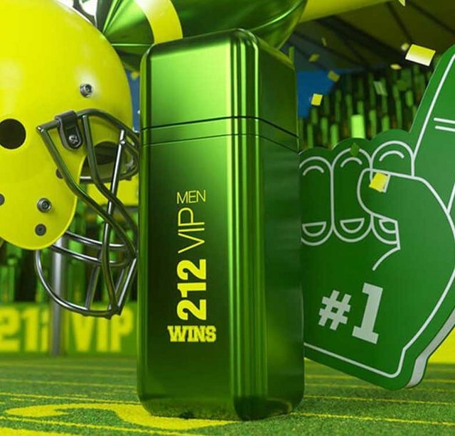 Perfume Carolina Herrera 212 Vip Men Wins Masculino Eau de Parfum