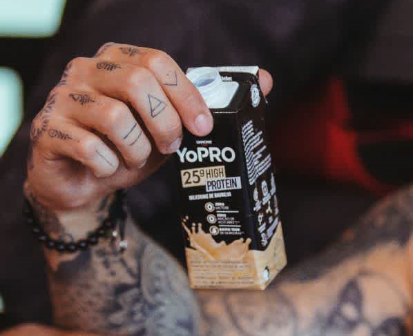 2 Un. YoPRO Bebida Láctea UHT Milkshake 25g de proteínas 250ml