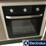 Forno Elétrico de Embutir Electrolux – com Grill 59L OE60M 110V