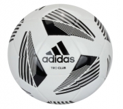 Bola de Futebol de Campo adidas Tiro Club na Centauro