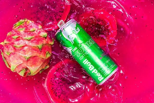 Energético Red Bull Energy Drink, Summer Pitaya, 250ml na Amazon