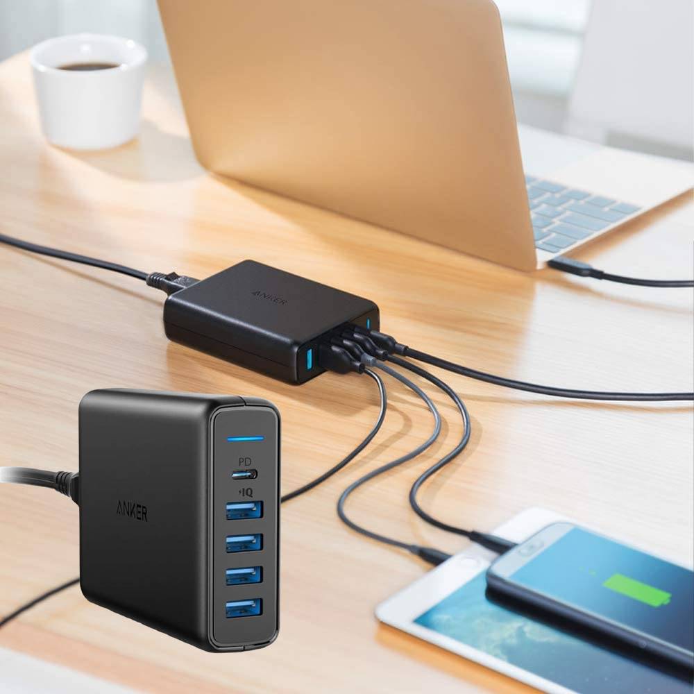Carregador de Tomada PowerPort Speed Anker, 1 USB-C + 4 USB, 60W de potência, Carregamento Rápido, Preto na Amazon