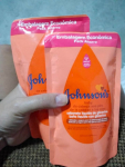 Johnson’s Sabonete Líquido Infantil, 180 ml, Laranja na Amazon