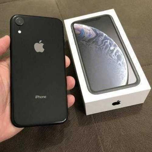 iPhone XR Apple 64GB Preto, Tela de 6.1”, Câmera de 12MP, iOS na Sou Barato