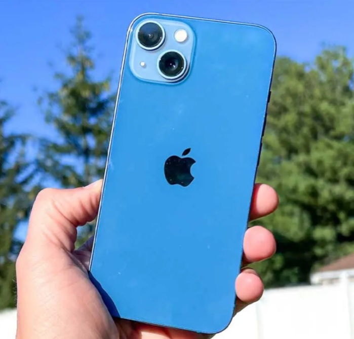 Apple iPhone 13 128GB Estelar Tela 6,1” – 12MP iOS na Magazine Luiza