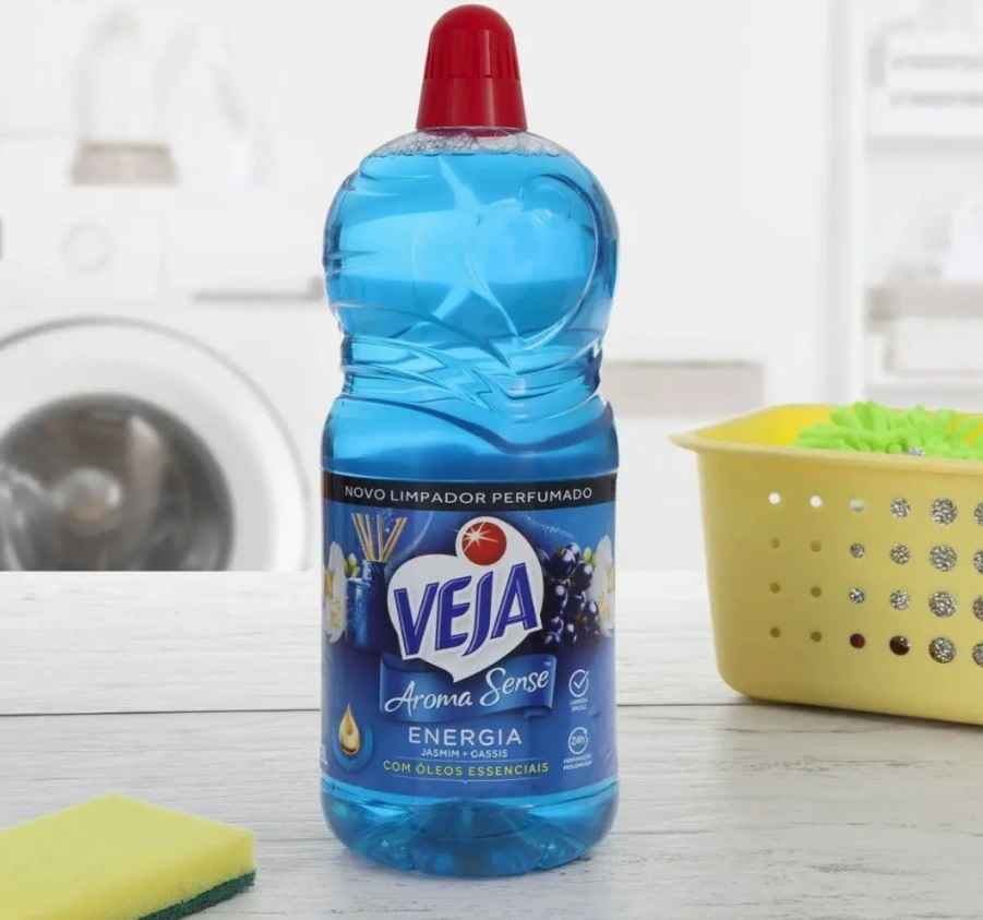 Limpador Perfumado Veja Aroma Sense Energia 2L com óleos essenciais na Amazon