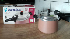 Panela De Pressão Fechamento Externo 4,5l Rose Panelux na Amazon