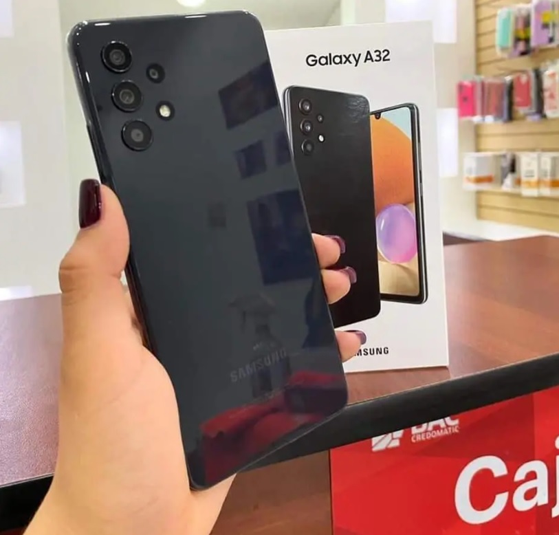 Smartphone Samsung Galaxy A32 128GB 4GB RAM Wi-Fi Câmera Quádrupla + Selfie 20MP 6.4″ Preto na Compra Certa