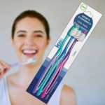 Combo Econômico com 3 Escovas Dentais, Kess, Multicor na Amazon
