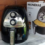 Fritadeira Sem Óleo Mondial, Family Inox-I – 4L, 110V, Preto, 1500W – NAF-03i na Amazon
