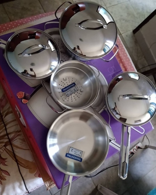 Jogo de Panelas com Fundo Triplo 5 Peças Tramontina Inox na Amazon