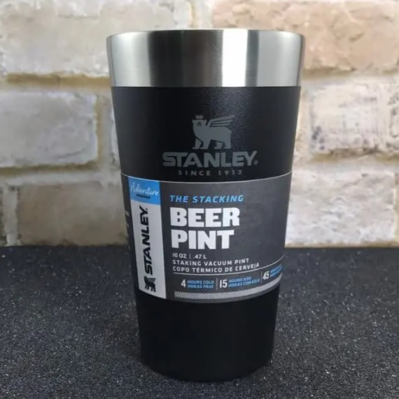 Copo térmico sem tampa Stanley, 473 ml na Amazon