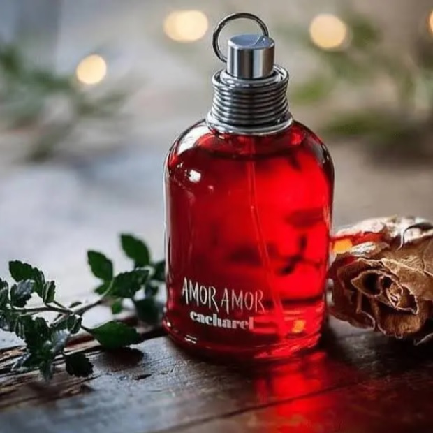 Amor Amor Cacharel Eau de Toilette – Perfume Feminino 100ml na Americanas