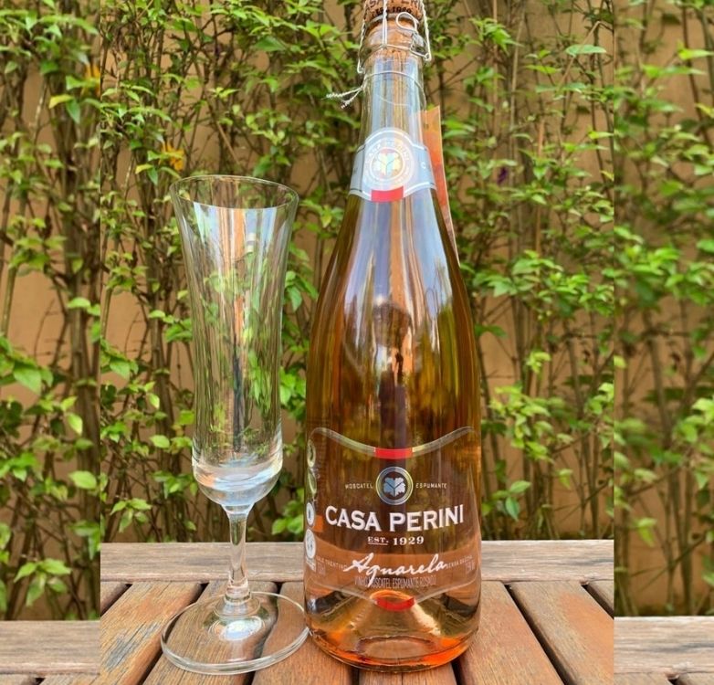 Espumante Casa Perini Moskatel Aquarela 750 Ml na Amazon