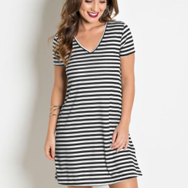 Vestido com Decote em V Listrada na Posthaus