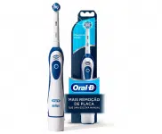 Escova Dental Elétrica Oral-B Pro-Saúde Power + 2 Pilhas na Amazon