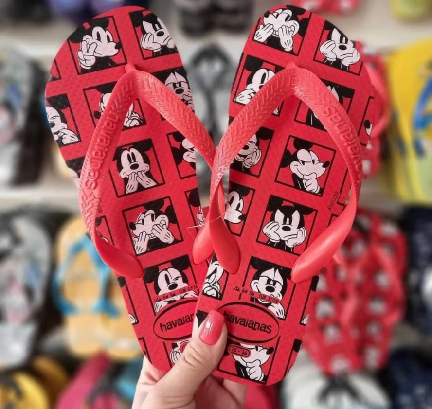Chinelo Havaianas Top Disney Adulto Unissex na Amazon