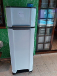 Geladeira Refrigerador Esmaltec 276 Litros 2 Portas Classe A – RCD34 na Magazine Luiza
