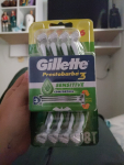 Aparelho de Barbear Descartável Gillette Prestobarba3 Sensitive – 4 unidades na Amazon