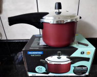 Panela de Pressão Tramontina Vancouver 20582720 4,5L Vermelha na Amazon