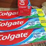 Creme Dental Colgate Tripla Ação Menta Original 180G na Amazon
