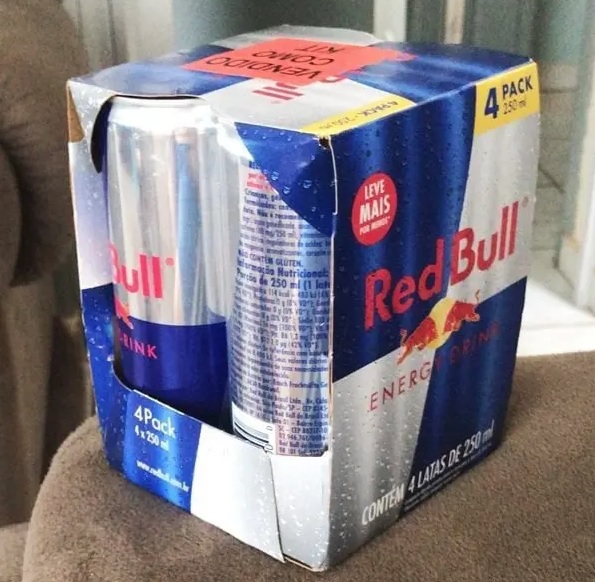 Energético Red Bull Energy Drink, 250ml (4 latas) na Amazon