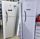 Geladeira/Refrigerador Electrolux Frost Free – Duplex 371L DFN41 Branca na Magazine Luiza