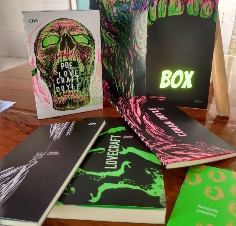 Box Terríveis Mestres (3 livros + pôster + suplemento) na Amazon