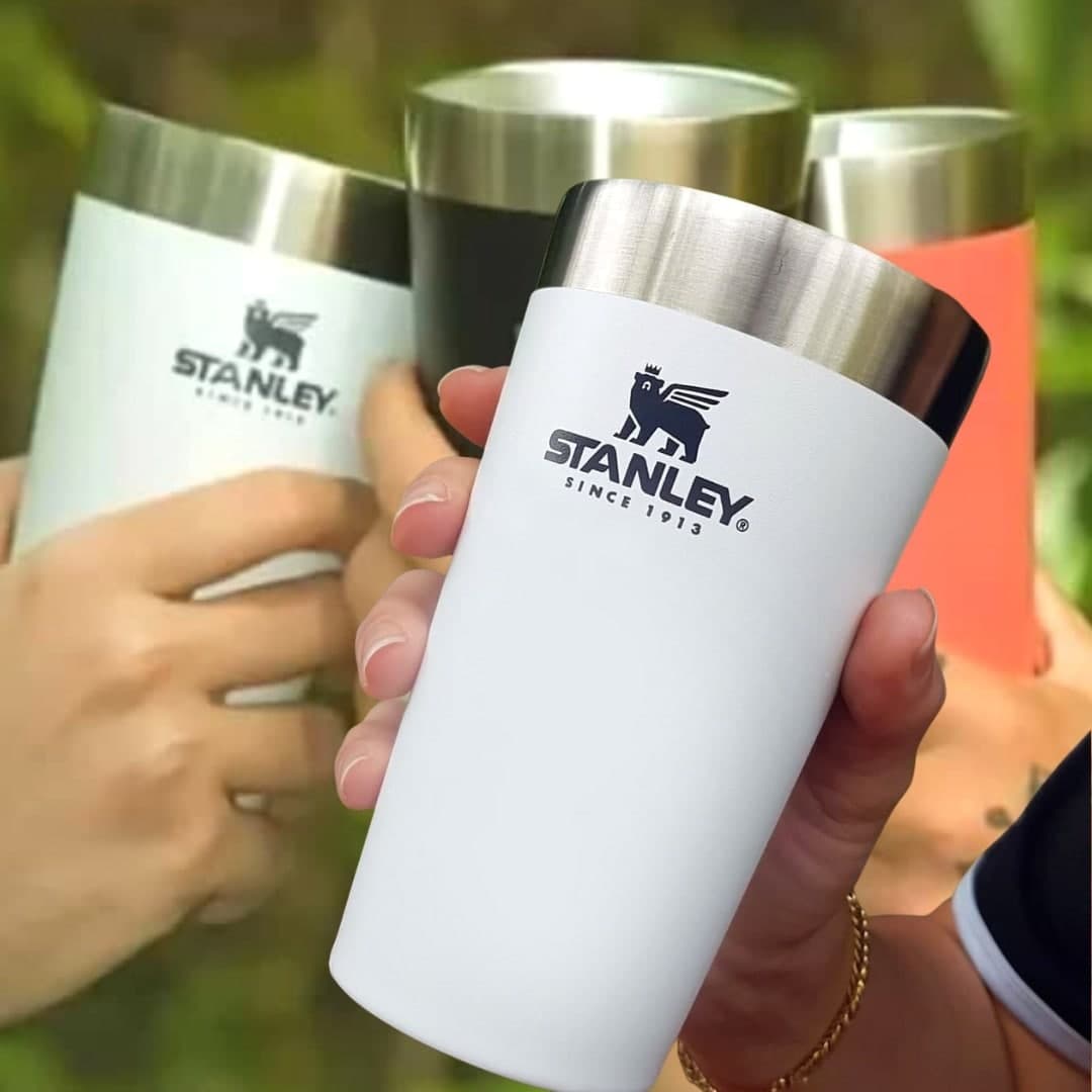 Copo térmico sem tampa Stanley, 473 ml na Amazon
