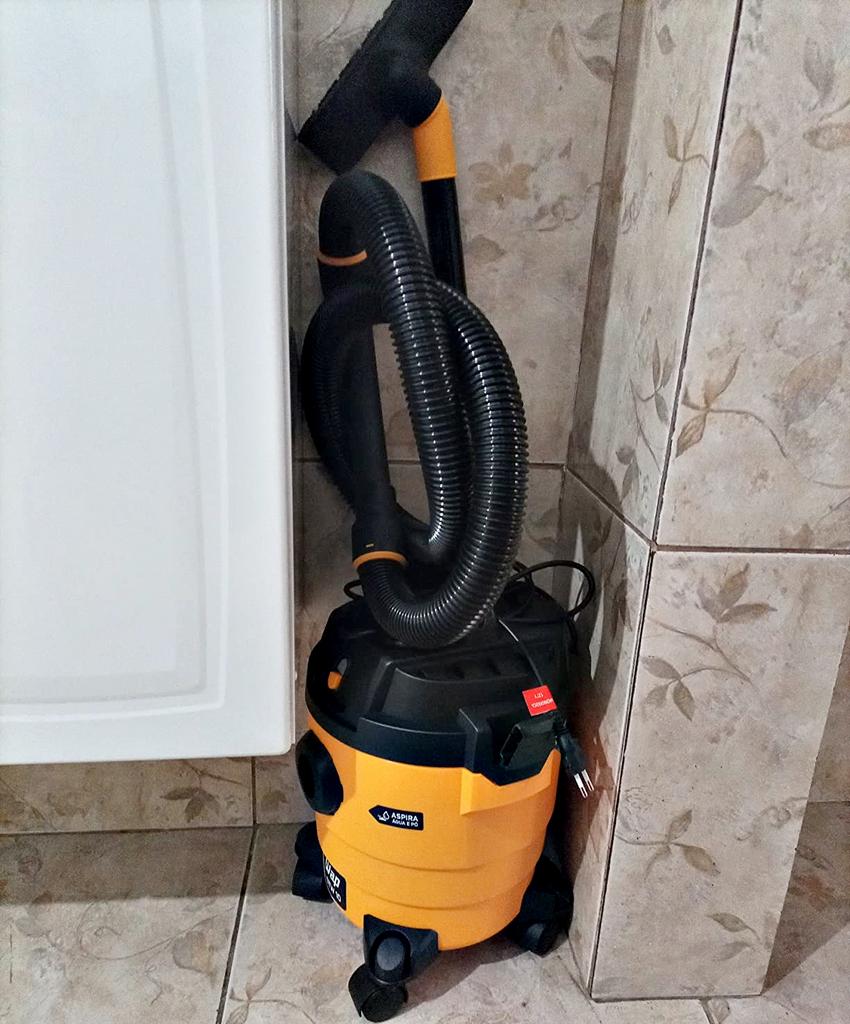 Aspirador de Pó e Água WAP GTW 10 1400W 140mbar Compacto e Robusto com Soprador 127V na Amazon