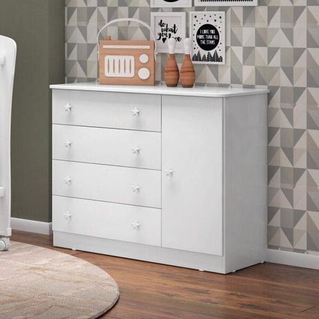 Cômoda Infantil 1 Porta 4 Gavetas Doce Sonho Qmovi na Magazine Luiza