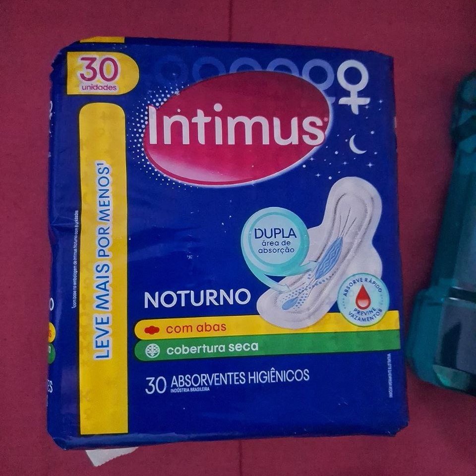 Absorvente Externo Intimus Noturno Seca com Abas 30 unidades na Amazon