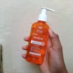 Actine Gel de Limpeza + Vit C, pele oleosa a acneira, Darrow - 140g Laranja na Amazon