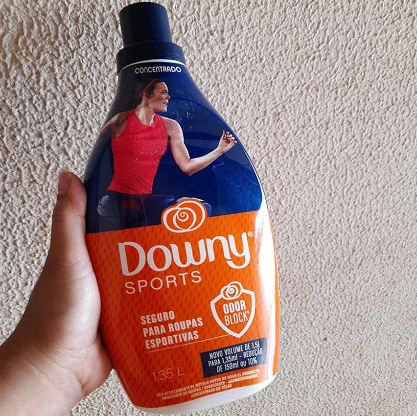 Amaciante Concentrado Downy Sports 1,35 L na Magazine Luiza