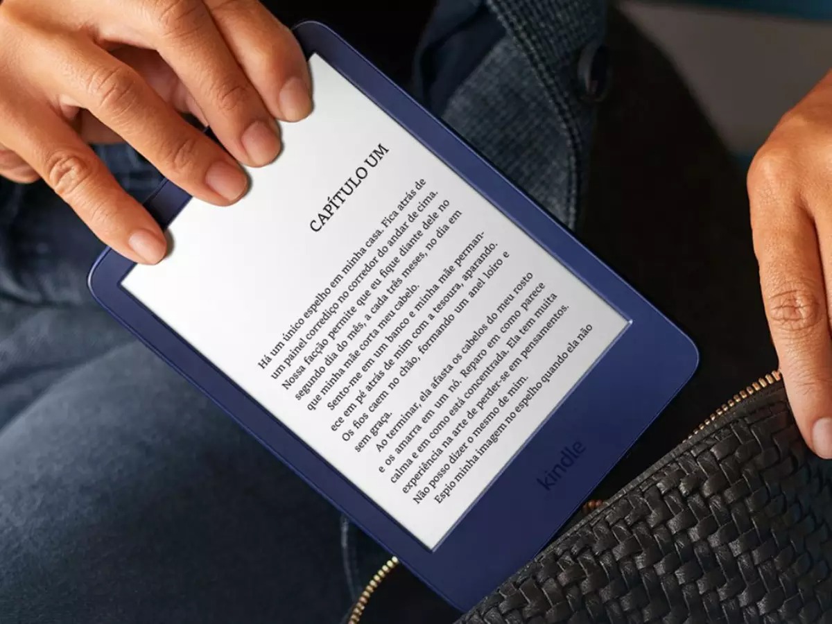 Amazon Kindle 11ª Geração com Iluminação Embutida, Wi-Fi, 16GB, Azul – B09SWV1FSS na Fastshop