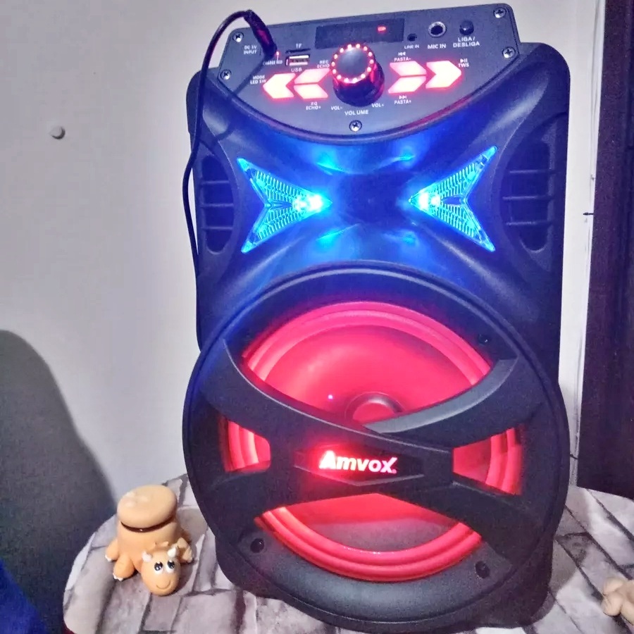 Amvox Caixa de Som Amplificada ACA 255 Hit – 250W RMS, Bluetooth, Rádio FM, USB na Amazon