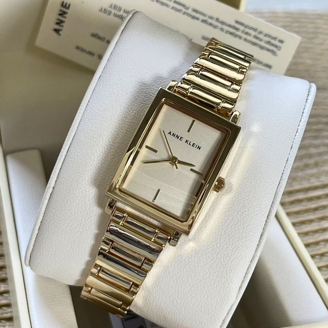 Anne Klein Relógio de pulseira feminino, Dois tons, AK/3763SVTT na Amazon