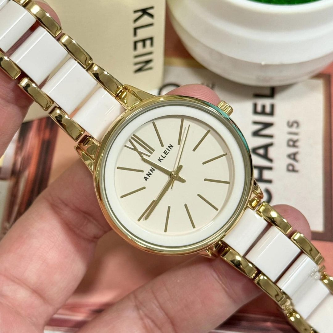 Anne Klein Relógio feminino com pulseira de resina na Amazon