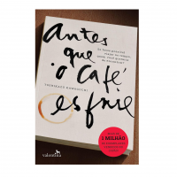 Antes Que O Café Esfrie: 1 Capa Comum – 15 Abril 2022 na Amazon