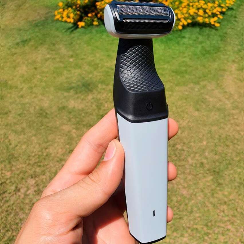 Aparador de pelos do corpo Philips series 3000, Bivolt – BG3005/15 na Amazon