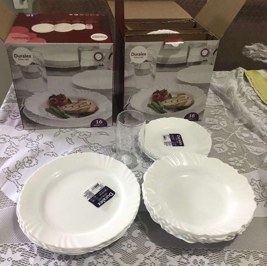 Aparelho de Jantar 16 peças com Copos Pétala 430ml Duralex Nadir na Casas Bahia