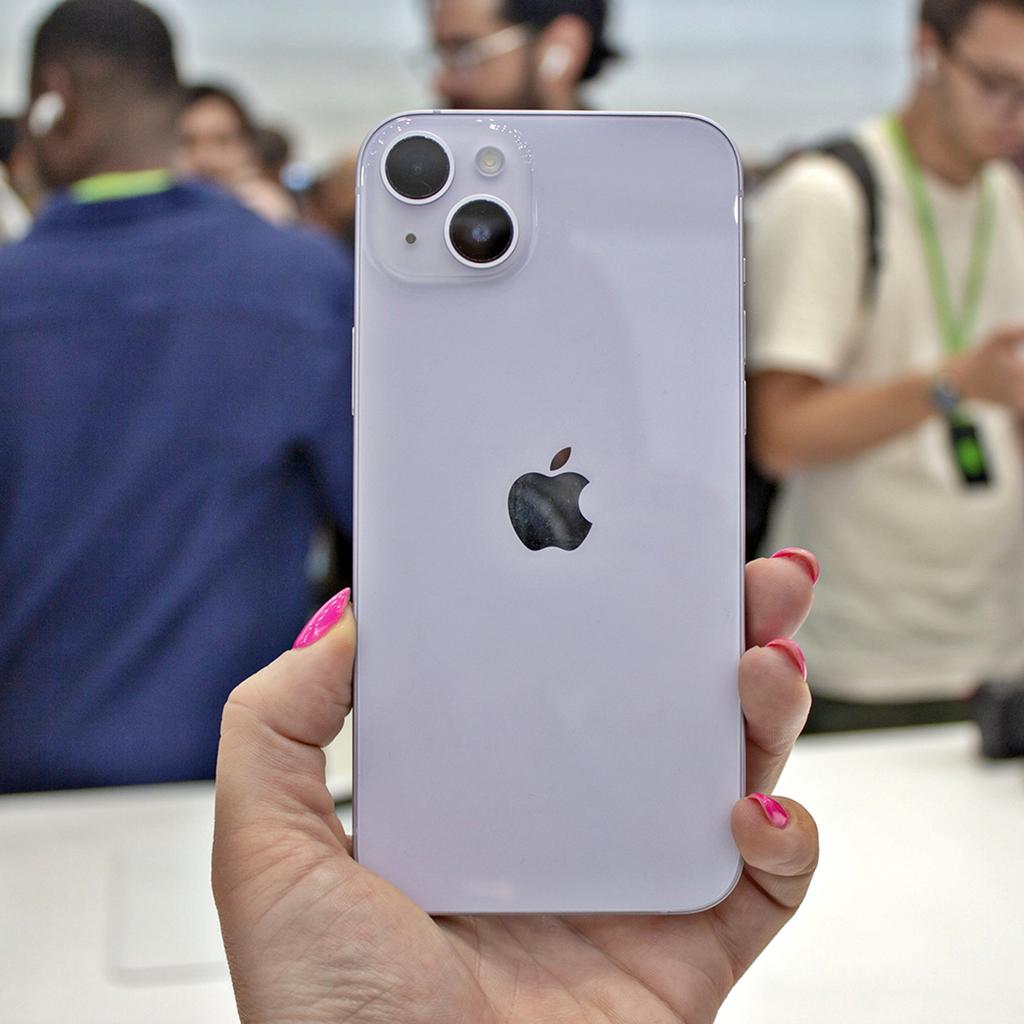 Apple iPhone 14 Plus 128GB iOS 5G Wi-Fi Tela 6.7″ Câmera Dupla 12MP na Americanas